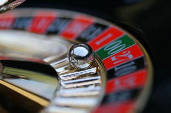 Casinos e bingos com receita de 100 milhões de euros