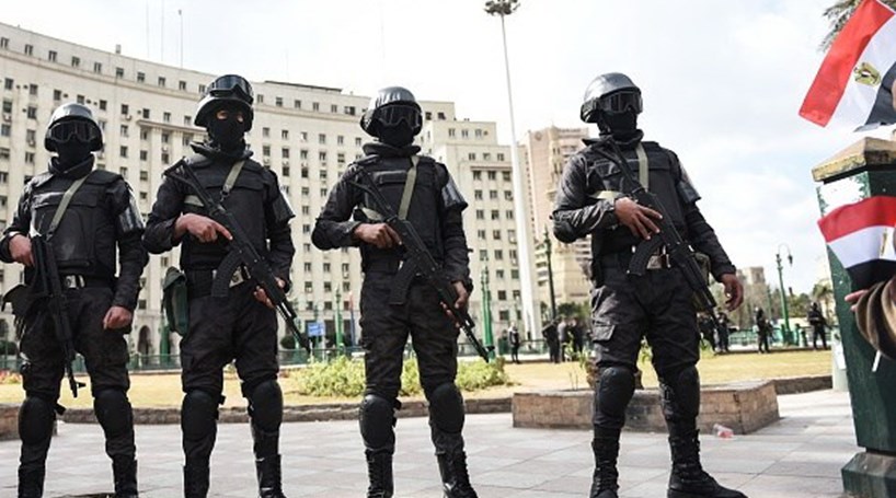 Resultado de imagem para Bombista suicida mata pelo menos nove pessoas com camião no Egito