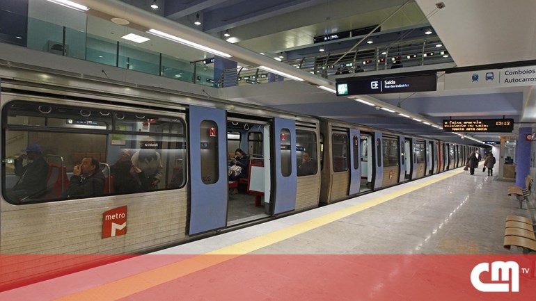 Sindicato contesta redução de comboios no metro para a Amadora - Correio da Manhã