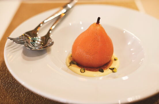 Aprenda a deixar uma pera com os copos