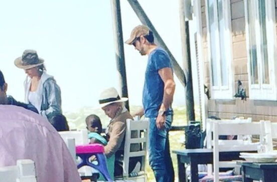 CM descobre Madonna na praia
