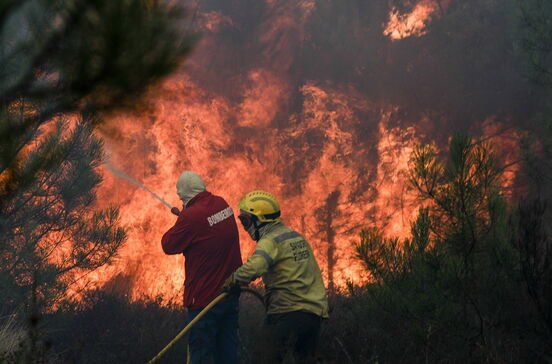 Incendiários vão ficar presos em casa no verão