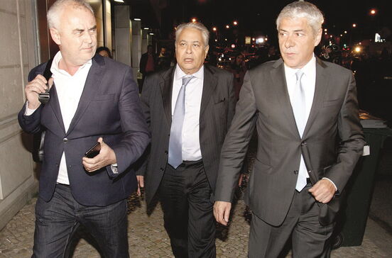Sócrates tenta calar CM