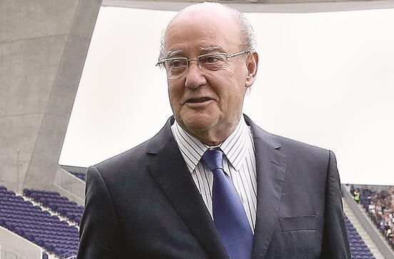 Salário de Pinto da Costa dispara para 609 mil euros