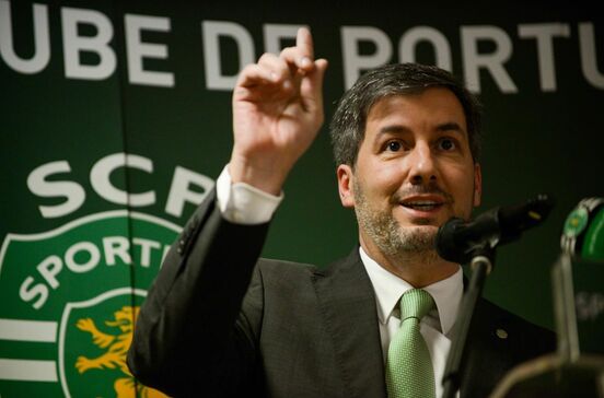 Bruno em caça às bruxas no plantel do Sporting com SMS