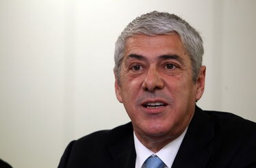 Primo de Sócrates esconde mais de 200 milhões de euros