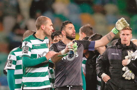 Patrício sai do Sporting e Bas Dost só fica sem Bruno