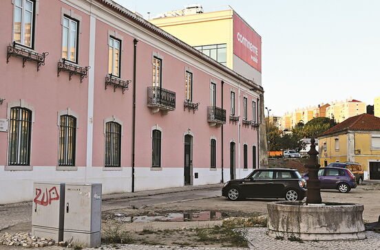 Jovem morre com facada no coração em Lisboa