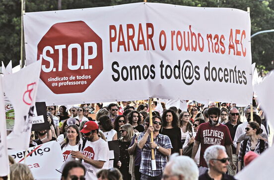 Um terço dos docentes desbloqueia avaliação