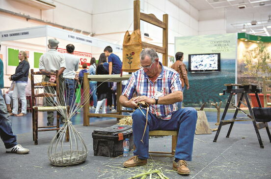 Artesanato e feira de caça e pesca em Moura