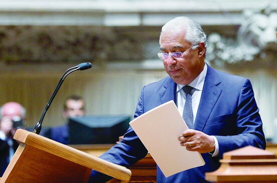 PS sofre queda ligeira nas intenções de voto