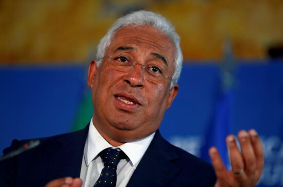 'Furacão' Costa arrasa quatro ministros