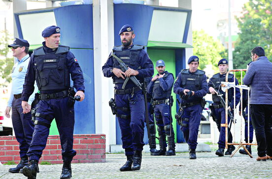 90,9 milhões para equipar polícias