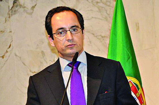 Secreta investiga chefe de gabinete de ministro da Defesa