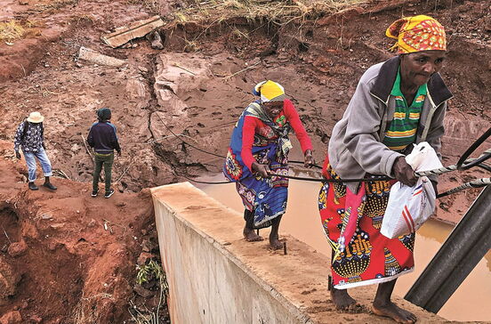 Portugueses pedem ajuda e segurança em Moçambique