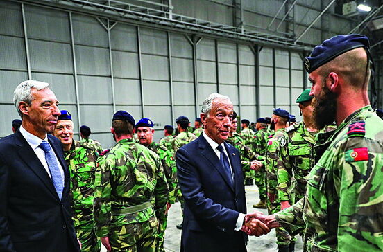 Militares portugueses a 50 quilómetros da Beira