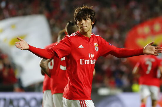 Juventus lidera leilão por João Félix com oferta de 100 milhões