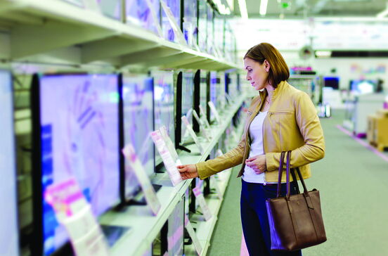 Crédito para consumo faz disparar dívida das famílias