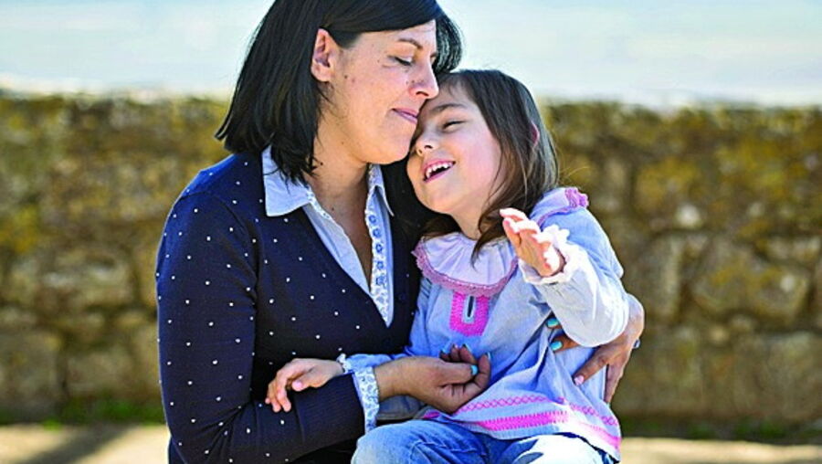 Susana e Laura de sete anos
