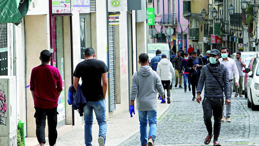 710 mil sem trabalho no pico da pandemia do coronavírus