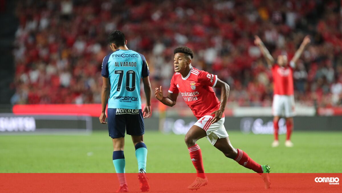 Benfica Vence Vizela Na Luz Grande Penalidade Ao Cair Do Pano