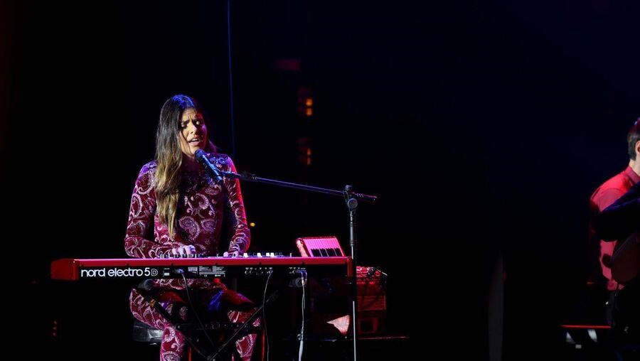 Homenagem a Amália em concerto de Cuca Roseta orquestra em Lisboa