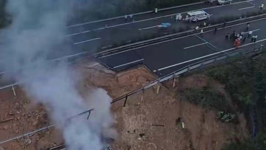 Desabamento De Autoestrada Mata Pessoas No Sul Da China Mundo