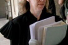 Juíza Ana Peres decide retomar julgamento