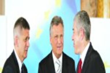 Sócrates quer ajuda de ricos