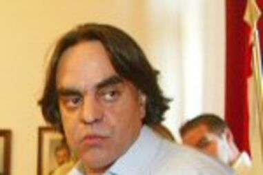 José António Linhares fica com pena suspensa