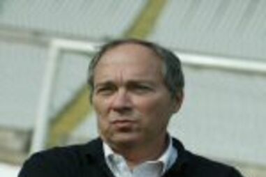 Gabriel Alves faz basquetebol