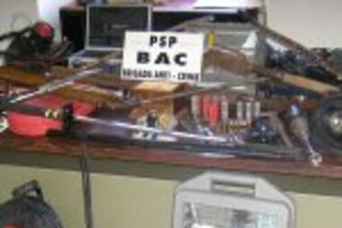 GOE chamado para deter ladrões de carros e armas