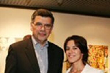 Mara Costa vence Salão