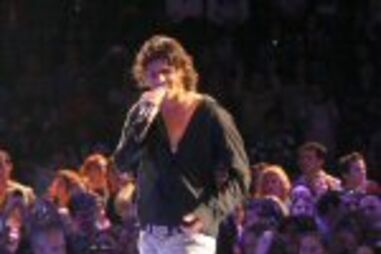 Mickael Carreira actua na Guia