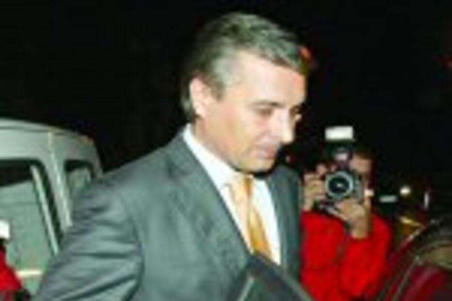 Fisco vai vender acções de Veiga