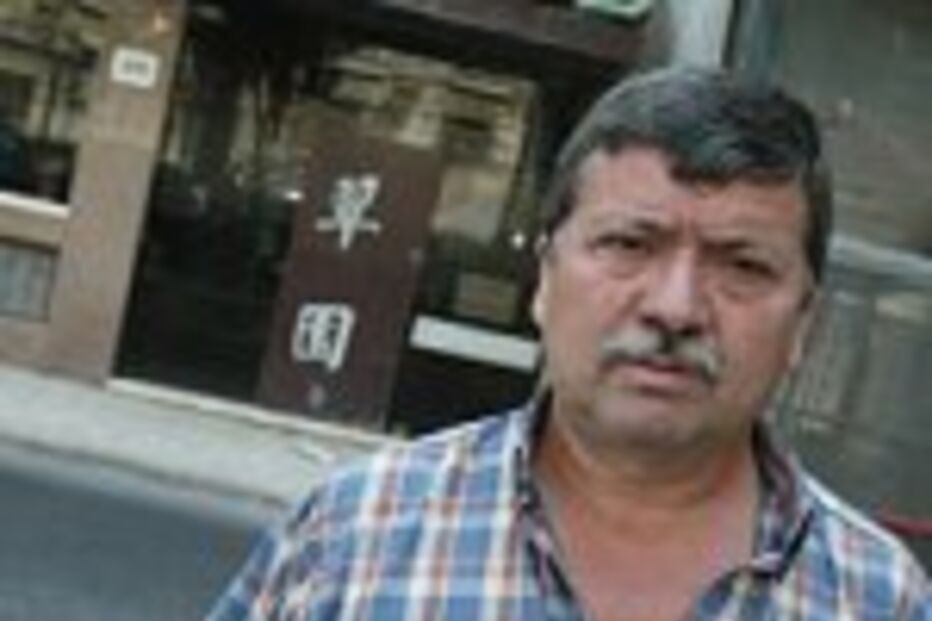 'SEQUESTRADO' NO INTERIOR DE RESTAURANTE