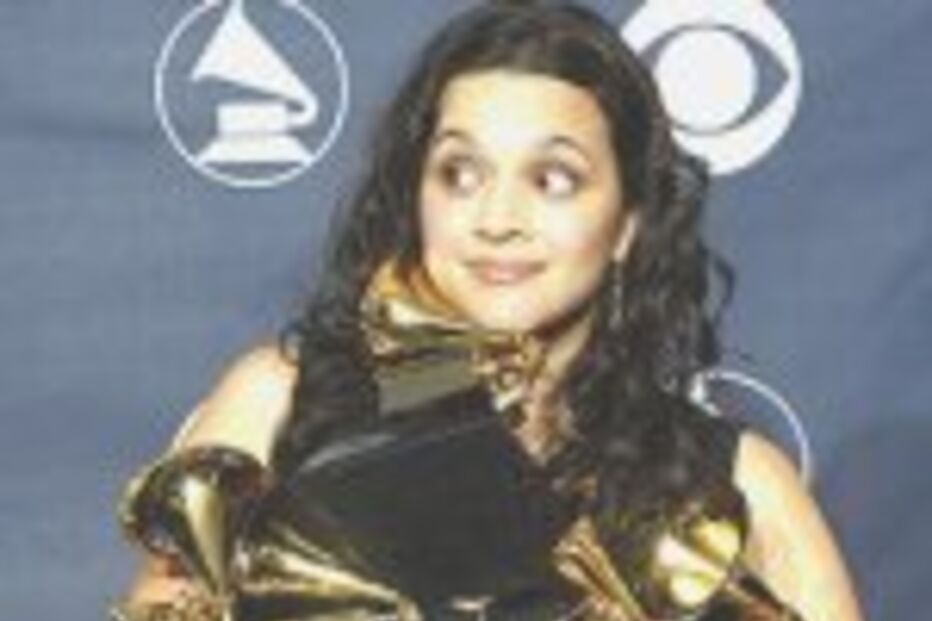 NORAH JONES EM GRANDE NA NOITE DOS GRAMMY