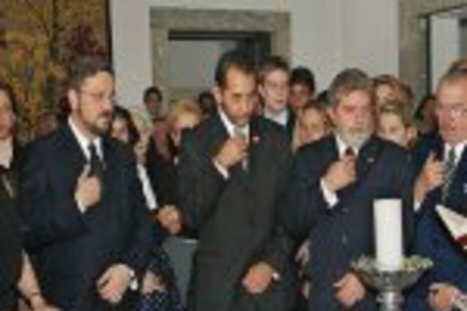 FUNERAL UTILIZA CARRO DE REPORTAGEM