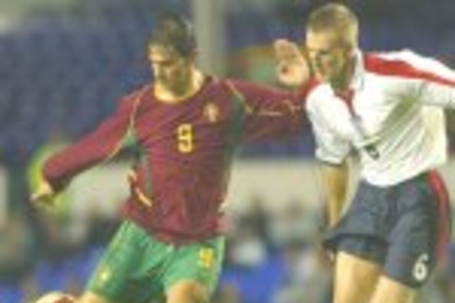 IMPRENSA INGLESA COMPARA POSTIGA A MARADONA