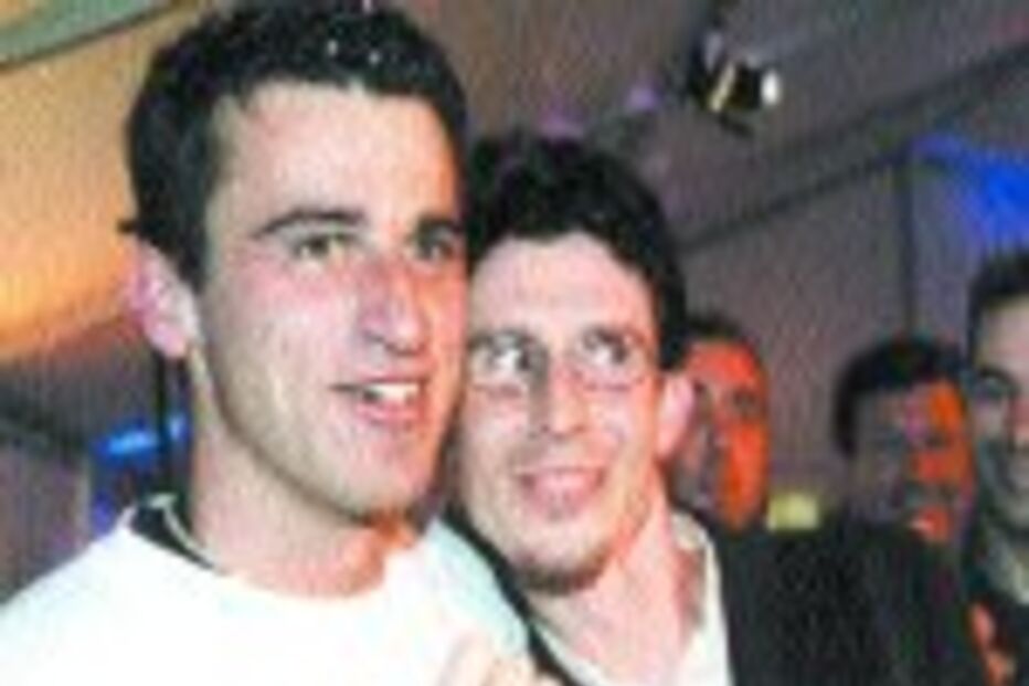 ZÉ MARIA ACUSADO DE SER HOMOSSEXUAL