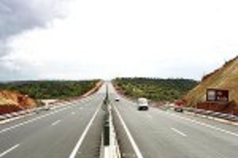 FILHA DE SOARES CAPOTOU