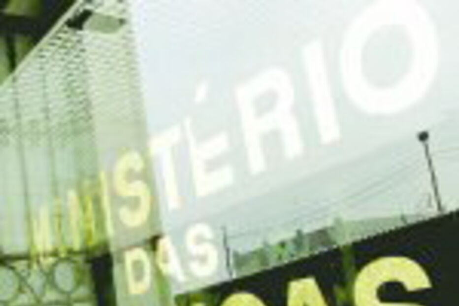 REEMBOLSOS DE IRS COM MAIOR RIGOR