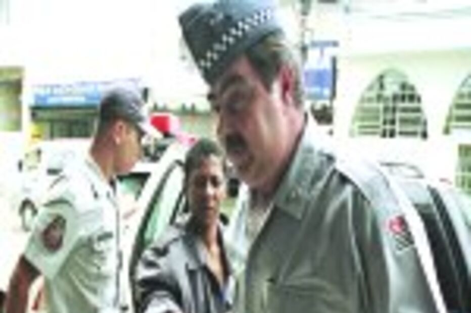 Mãe de Robinho libertada a troco de 188 mil euros