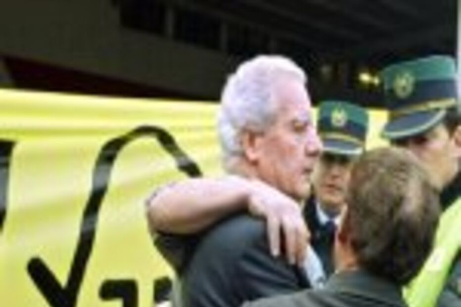 Protesto com agressões