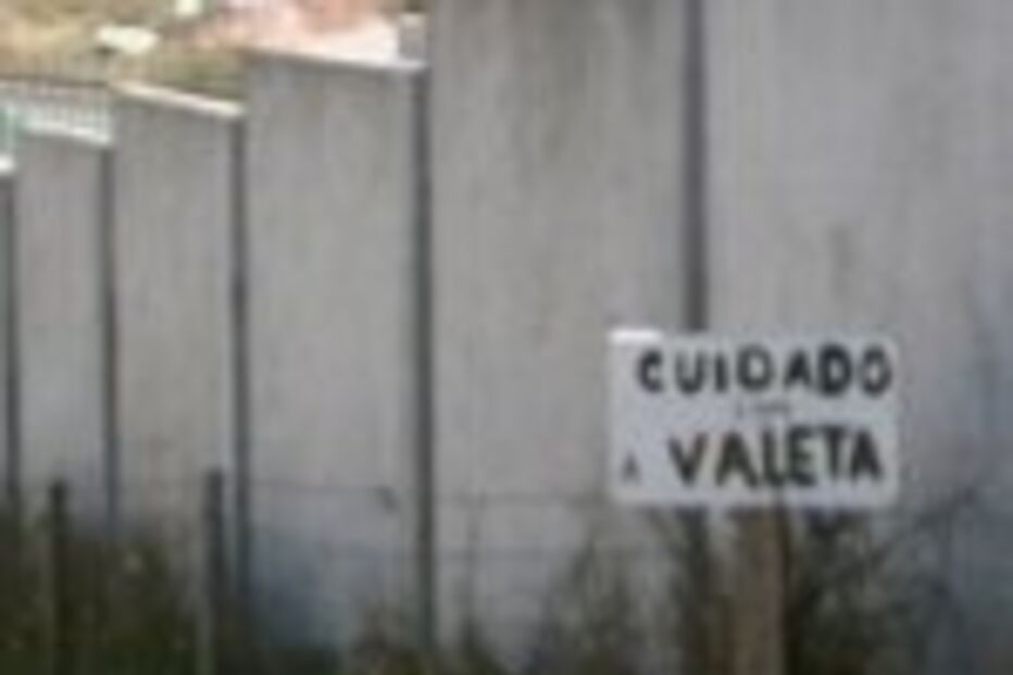 Moradores na Ribeira da Lage pedem sinalização à Câmara de Oeiras