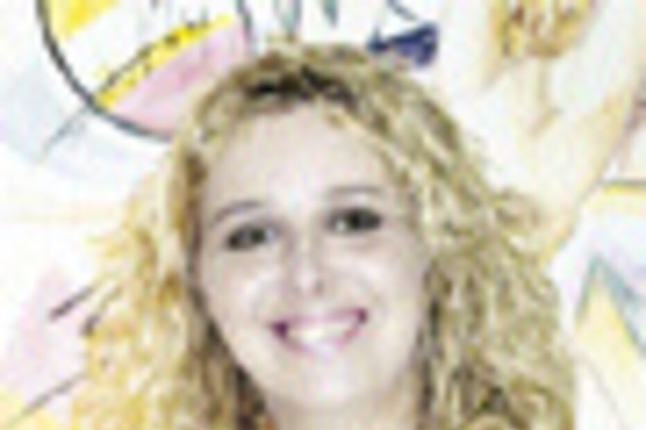 SUSANA ALMEIDA: A TELEVISÃO SATURA AS PESSOAS