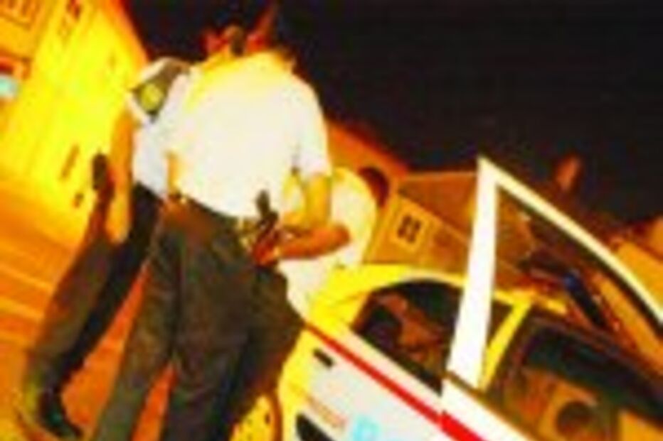 NOITE DE DETENÇÕES NO PORTO