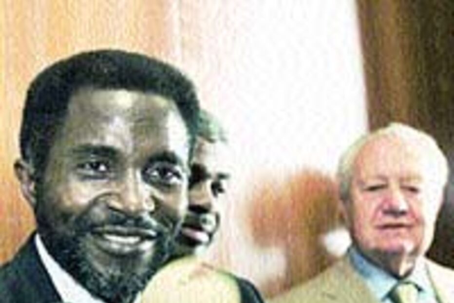 UNITA REALÇA PAPEL DE PORTUGAL PARA A PAZ EM ANGOLA