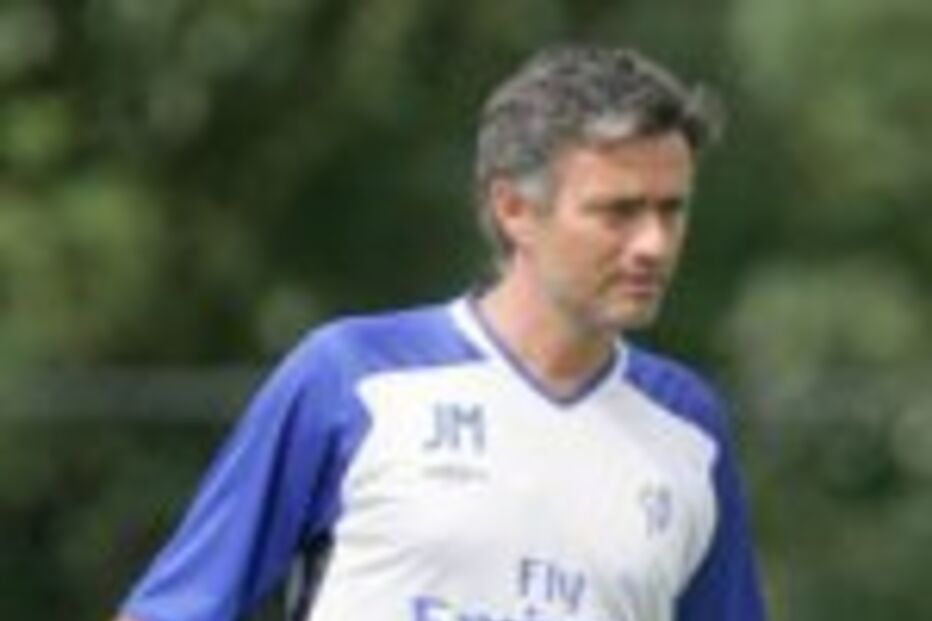 Wenger faz rir Mourinho
