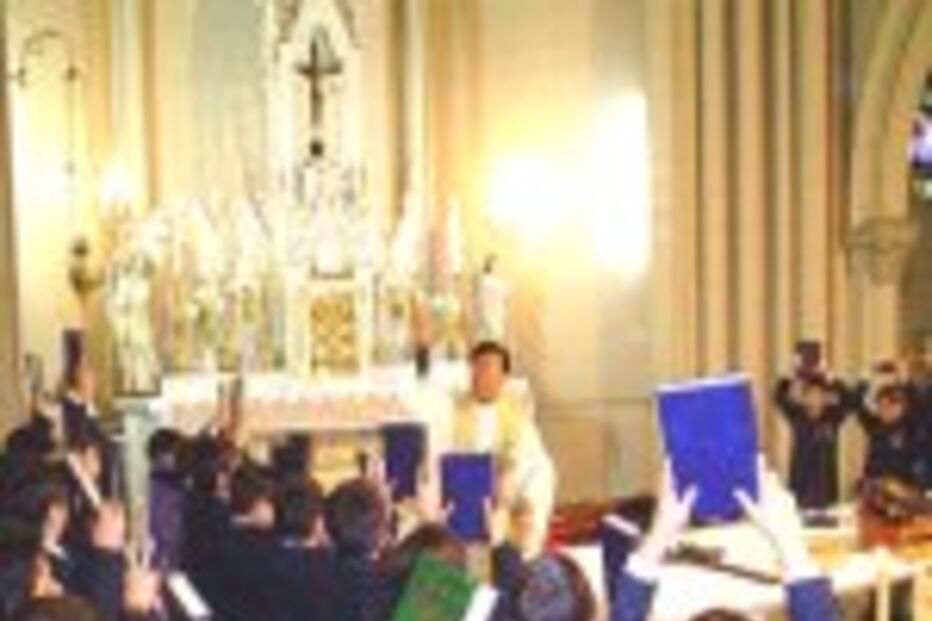 JOVENS ESCREVEM BÍBLIA